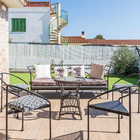 Hauzify I Magali Holiday home *